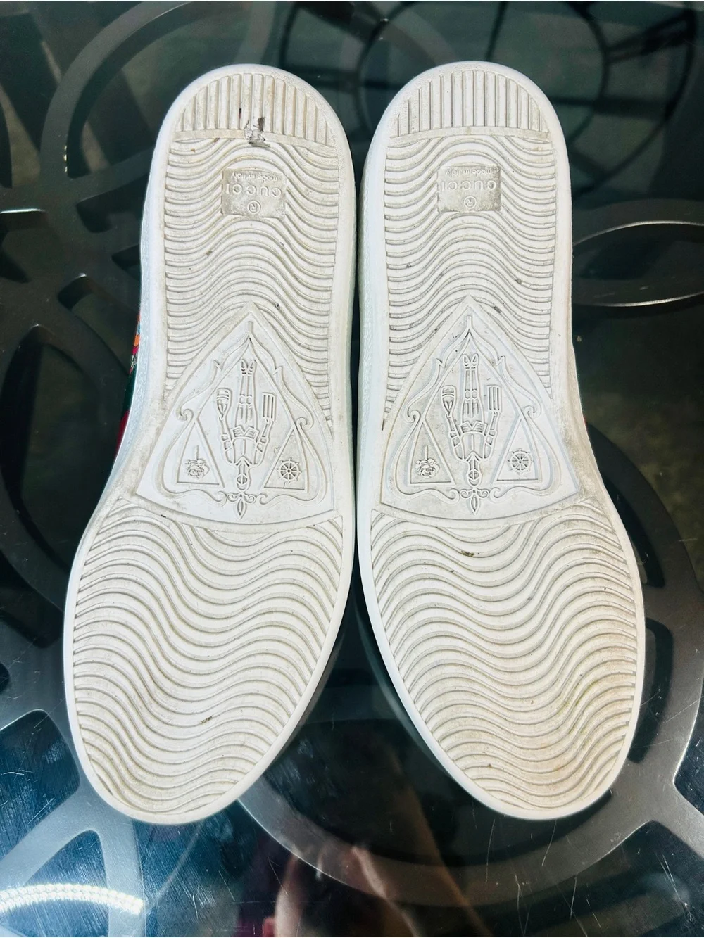 Gucci x Disney Donald Duck Ace Sneakers Mens Size 9.5 (US 10) GG Canvas